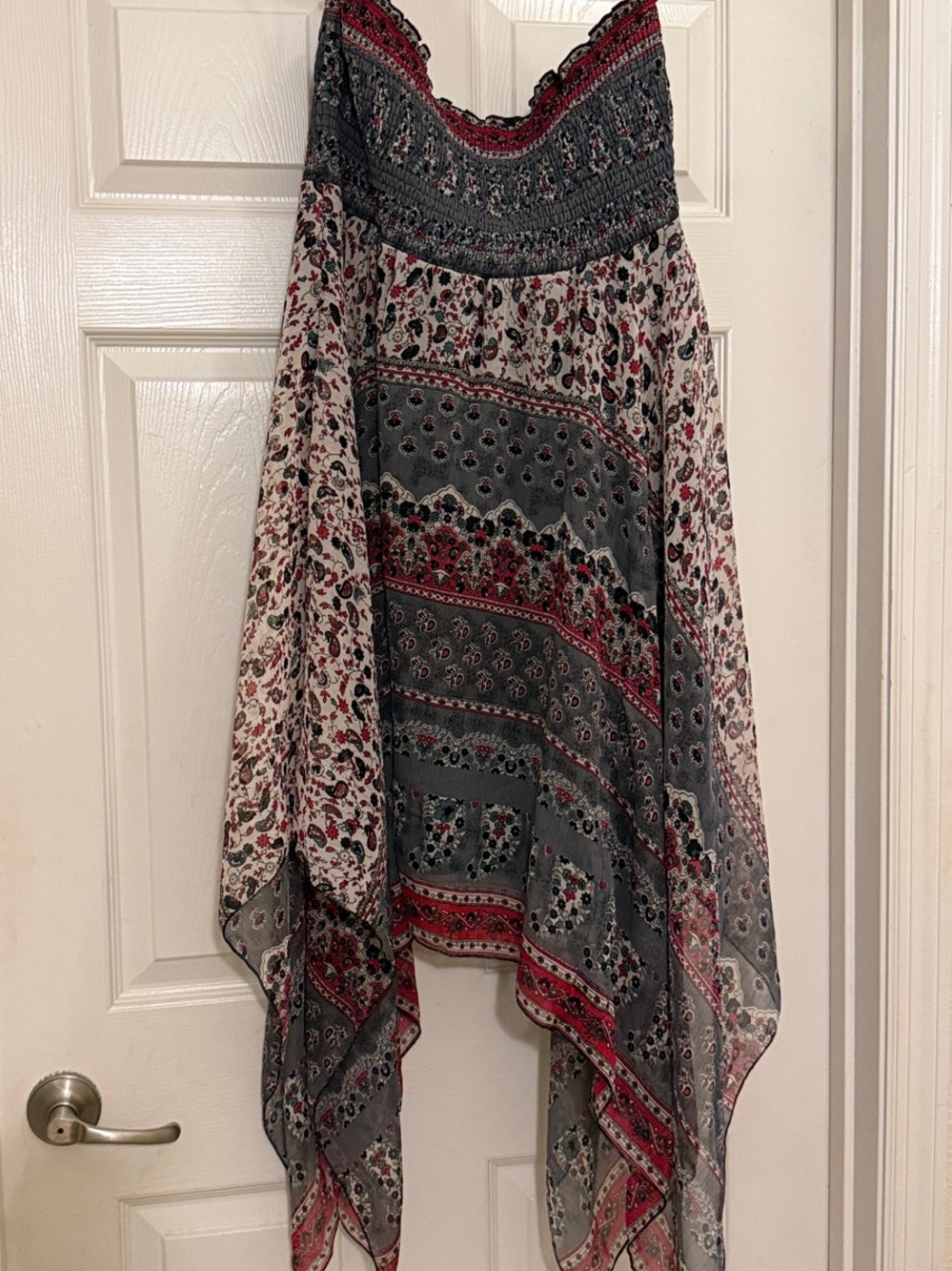 EARTHBOUND Floral Paisley Handkerchief Hem Skirt in Gray and Red